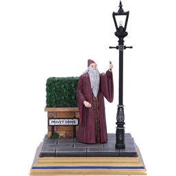 Albus Dumbledore Figure Privet Drive Light Up 19 cm