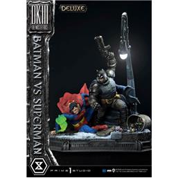 DC ComicsBatman Vs. Superman Statue (Deluxe Bonus Ver.) 110 cm