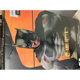 SKADET: The Dark Knight Returns Diorama 1/6 38 cm