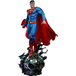 SupermanDC Comics Premium Format Figure Superman 66 cm