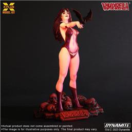 Vampirella 2.0 Jose Gonzales Edition (Glows in the Dark) Plastic Model Kit 1/8 23 cm
