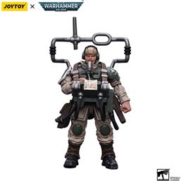 WarhammerAstra Militarum Cadian Command Squad Veteran with Master Vox Action Figure 1/18 12 cm