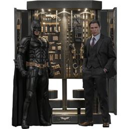 Batman Armory with Bruce Wayne (2.0) (Dark Knight) Movie Masterpiece Action Figures & Diorama 1/6