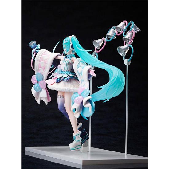 Miku Hatsune: Magical Mirai Vocaloid PVC Statue 1/7 2020 Winter Festival Ver. 23 cm