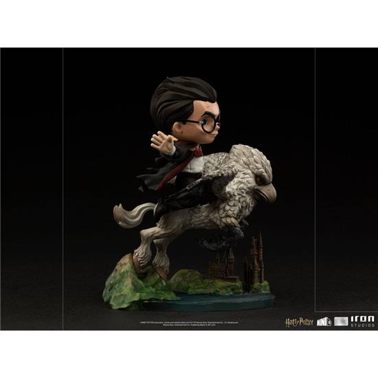 Harry Potter: Harry Potter & Buckbeak Mini Illusion Figur 16 cm