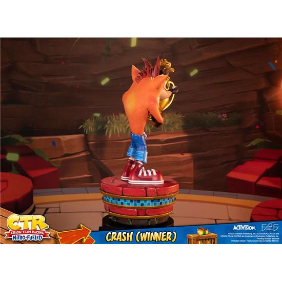 Crash Bandicoot: Crash (Winner) Nitro-Fueled Statue 46 cm