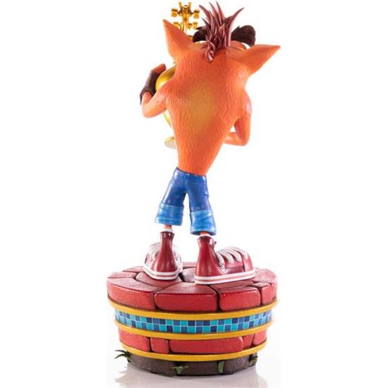 Crash Bandicoot: Crash (Winner) Nitro-Fueled Statue 46 cm