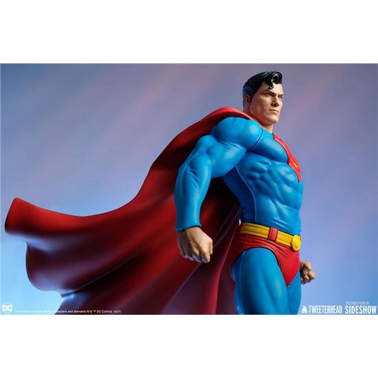 DC Comics: Maquette Superman 52 cm