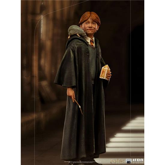 Harry Potter: Ron Weasley Statue