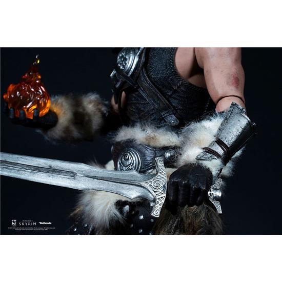 Elder Scrolls: Dragonborn Action Figur (Deluxe Edition) 32 cm