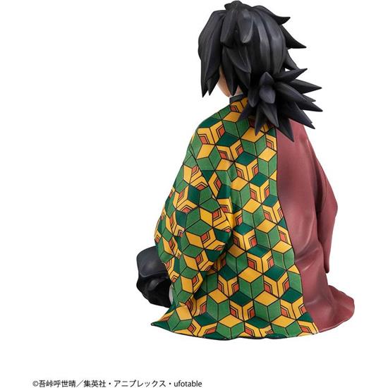 Manga & Anime: Demon Slayer: Shinobu Kocho Palm Size Statue 9 cm