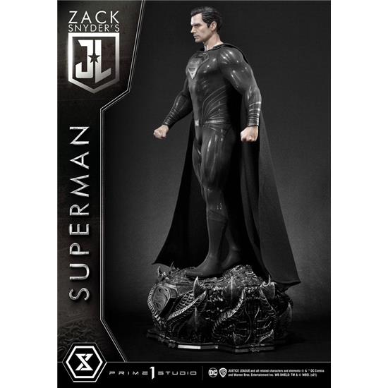 Justice League: Superman Black Suit Edition Statue 84 cm