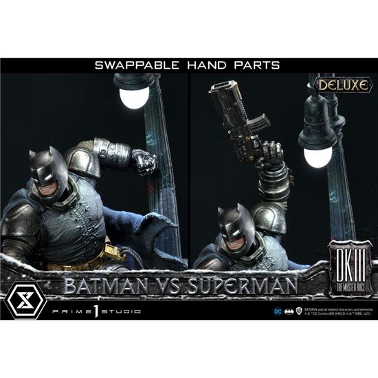 DC Comics: Batman Vs. Superman Statue (Deluxe Bonus Ver.) 110 cm