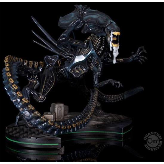 Alien: Alien Queen Q-Fig Max Elite Figure 18 cm