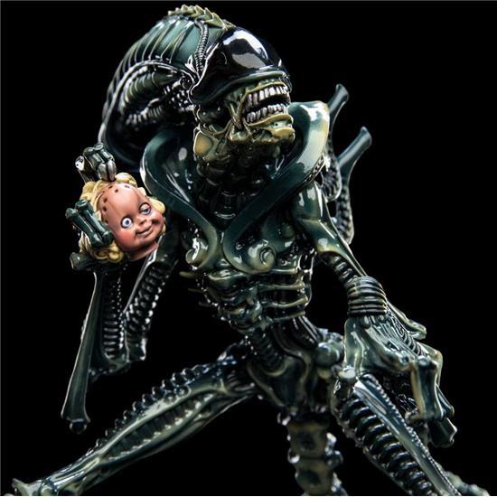 Alien: Xenomorph Warrior Limited Edition Mini Epics Vinyl Figure 18 cm