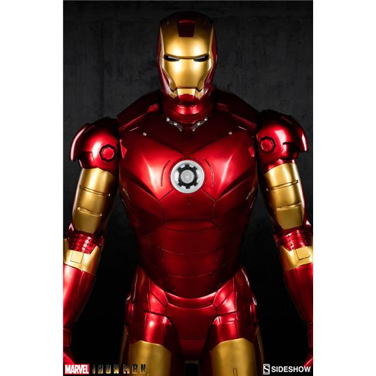 Iron Man: Iron Man Mark III Life-Size Statue