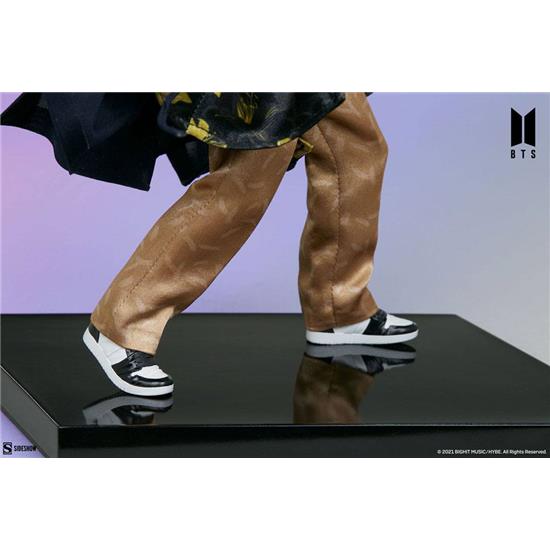 BTS: SUGA Deluxe Statue