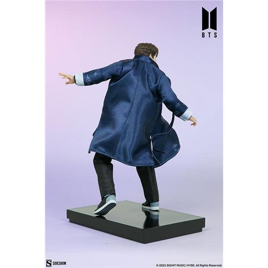 BTS: Jung Kook Deluxe Statue