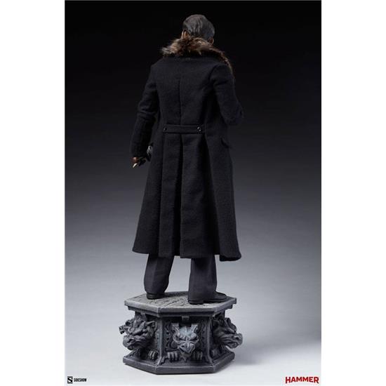 Dracula: Van Helsing (Peter Cushing) Premium Format Statue 55 cm