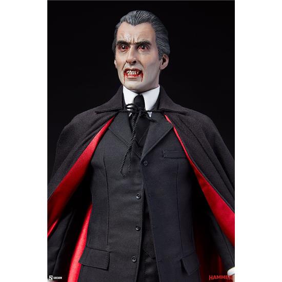 Dracula: Dracula (Christopher Lee) Premium Format Statue 56 cm