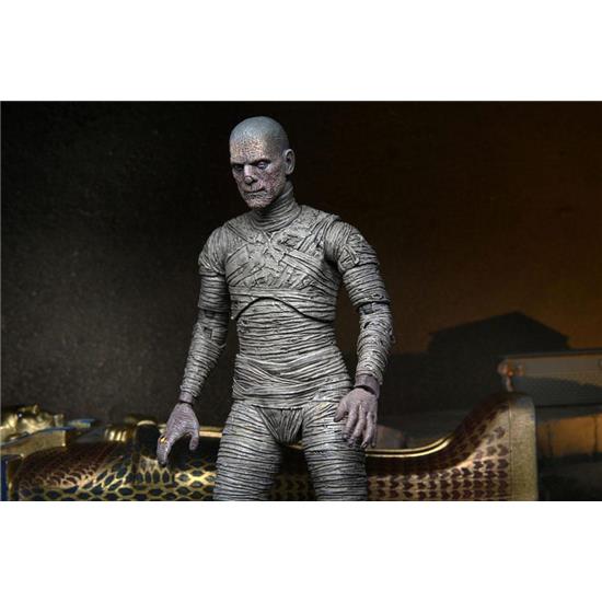 Universal Monsters: The Mummy (Color) Ultimate Action Figure 18 cm