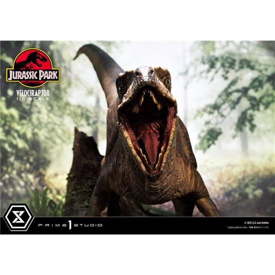 Jurassic Park & World: Velociraptor Attack Museum Collection Statue 1/6 38 cm