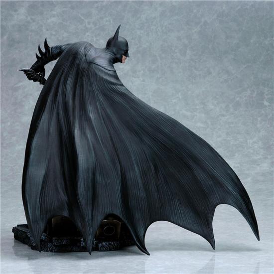 Batman: Batman Fantasy Figure Gallery Statue 1/6