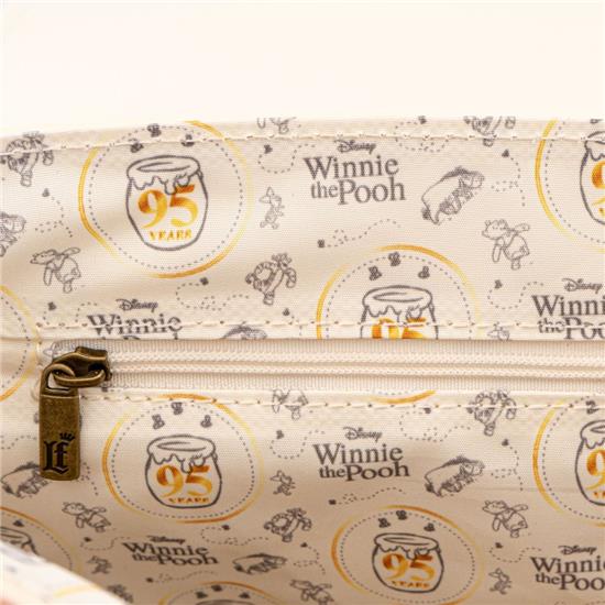 Peter Plys: Winnie the Pooh 95th Anniversary Peek a Pooh Crossbody Bag by Loungefly