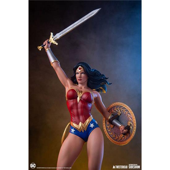 DC Comics: Wonder Woman Maquette 1/4 94 cm