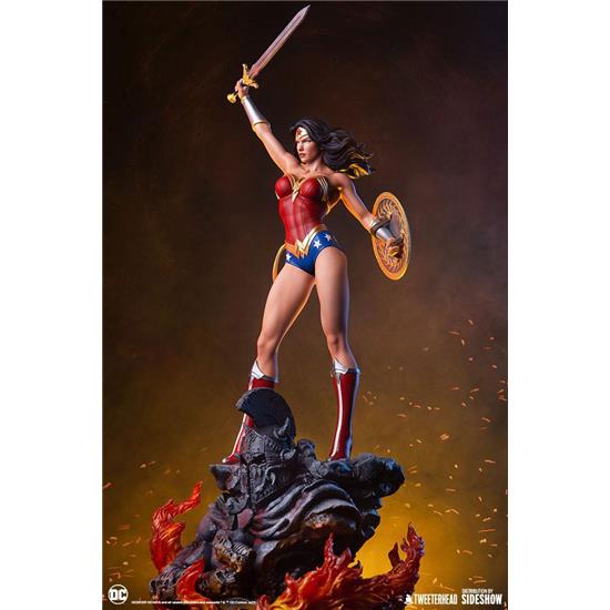 DC Comics: Wonder Woman Maquette 1/4 94 cm