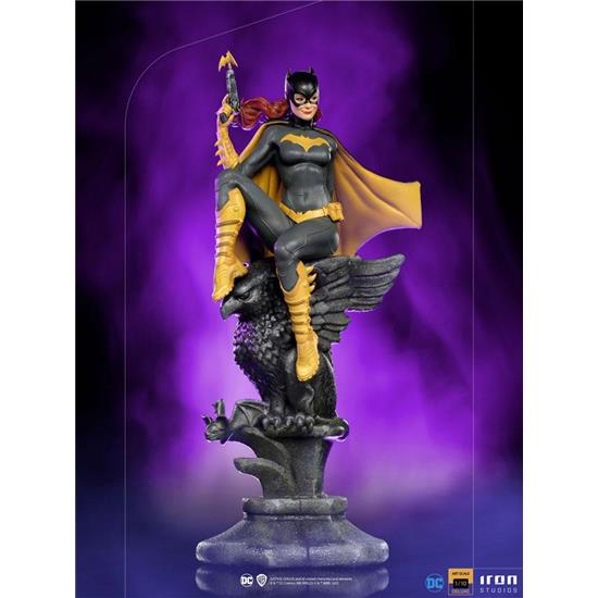Batman: Batgirl Deluxe Art Scale Statue 1/10 26 cm
