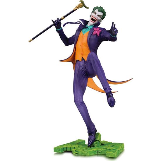 Batman: DC Core Joker Statue 28 cm