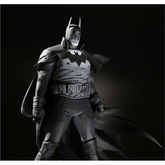 Batman: Batman Black & White Statue by Mike Mignola 1/10 20 cm