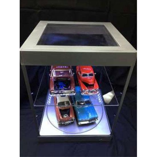 Diverse: Display Case with Lighting for Model Cars (silver)