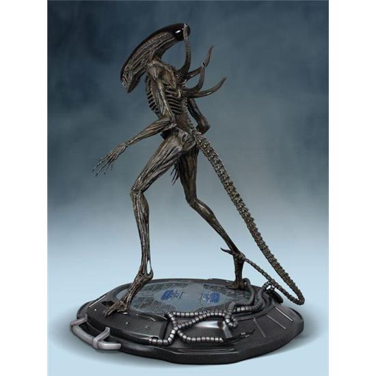 Alien: Alien Covenant Statue 1/4 Xenomorph 69 cm