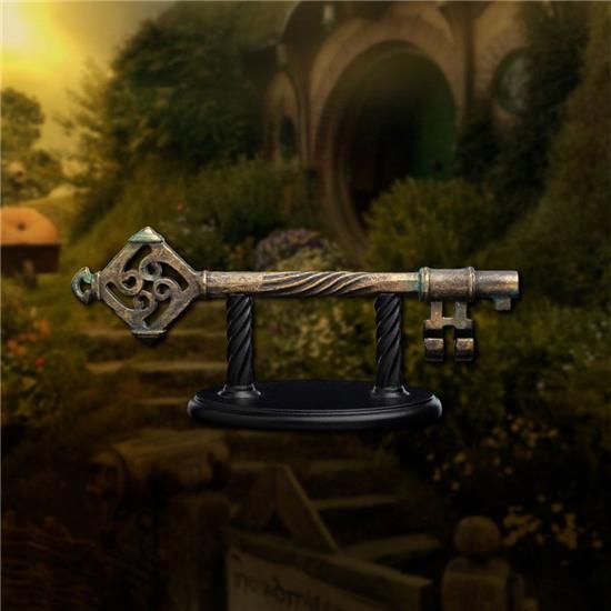 Lord Of The Rings: Key to Bag End Replica 1/1 15 cm