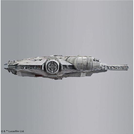Star Wars:  Millennium Falcon Model Kit 1/144