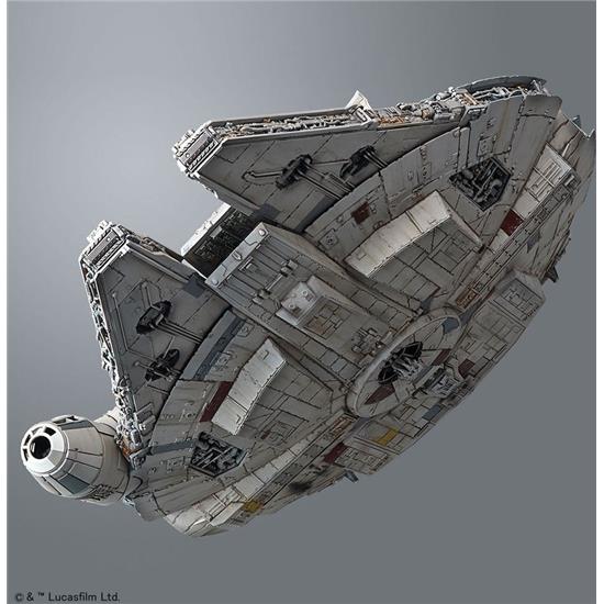 Star Wars:  Millennium Falcon Model Kit 1/144
