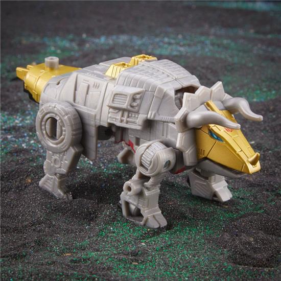Transformers: Dinobot Slug Legacy Evolution Core Class Action Figure 9 cm