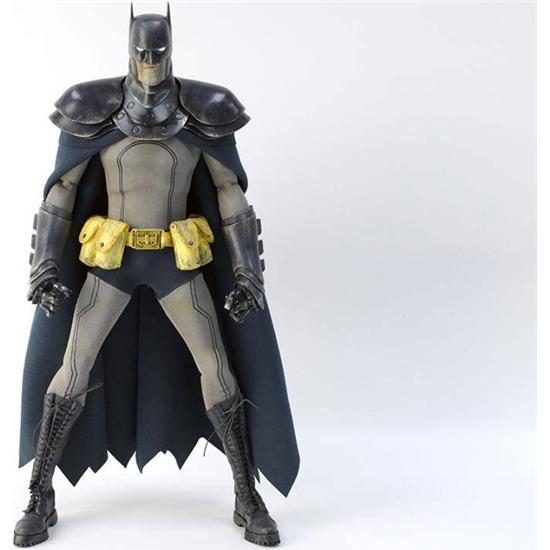 Batman: DC Steel Age Light-Up Action Figure 1/6 Steel Detective Batman 35 cm
