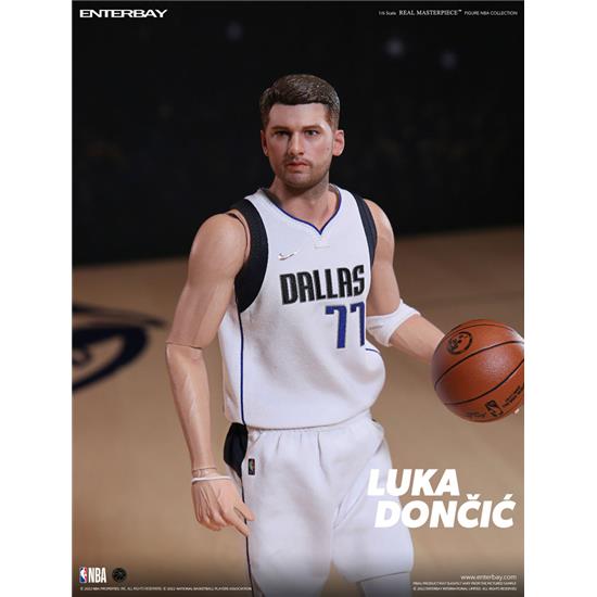 NBA: Luka Doncic Action Figur 1/6 30 cm