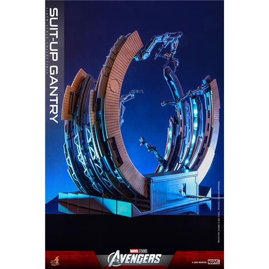 Marvel: Iron Man Suit-Up Gantry 1/6 32 cm