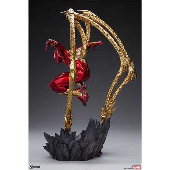 Marvel: Iron Spider Statue 1/4 68 cm