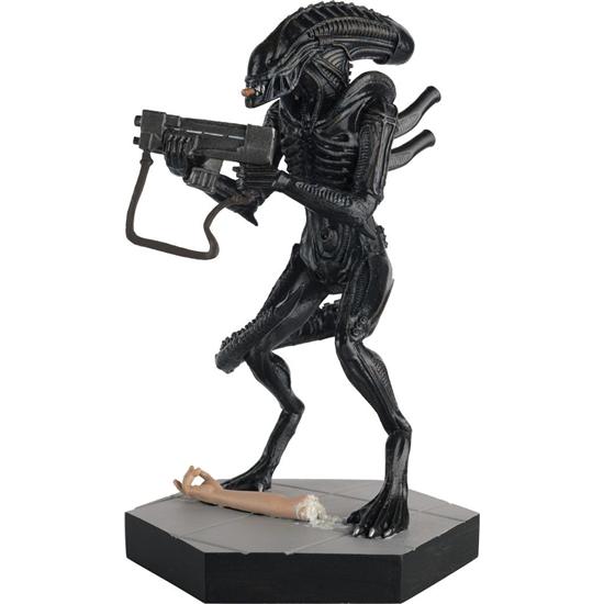 Alien: The Alien & Predator Figurine Collection Jeri the Synthetic (Aliens: Stronghold) 13 cm