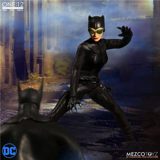DC Comics: DC Comics Action Figure 1/12 Catwoman 15 cm