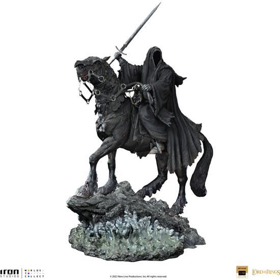 Lord Of The Rings: Nazgul on Horse Deluxe Art Scale Statue 1/10 42 cm