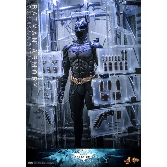Batman: Batman Armory with Bruce Wayne Movie Masterpiece Action Figures & Diorama 1/6 30 cm