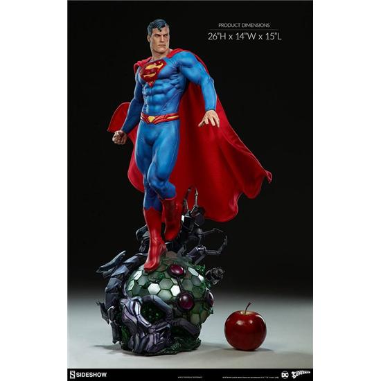 Superman: DC Comics Premium Format Figure Superman 66 cm