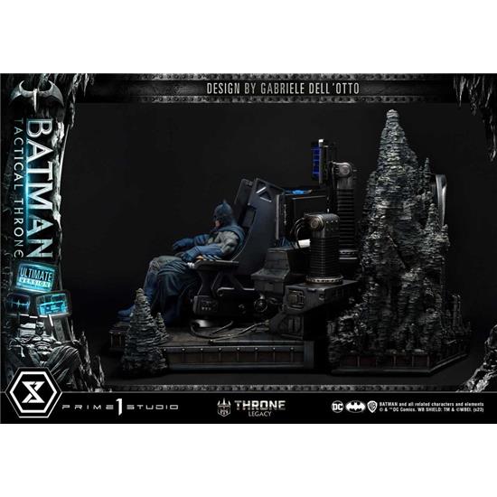 DC Comics: Batman Tactical Throne Ultimate Bonus Version Legacy Collection Statue 1/3 57 cm