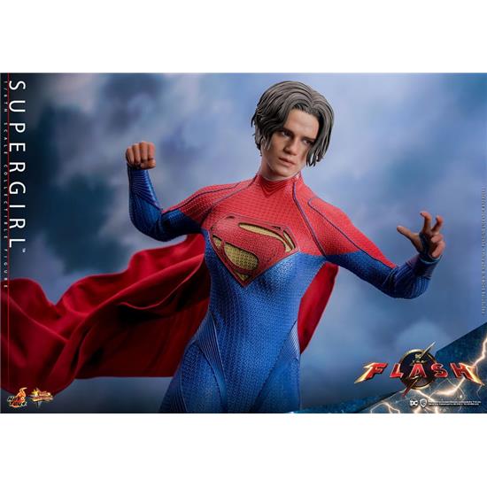 DC Comics: Supergirl Movie Masterpiece Action Figure 1/6 28 cm